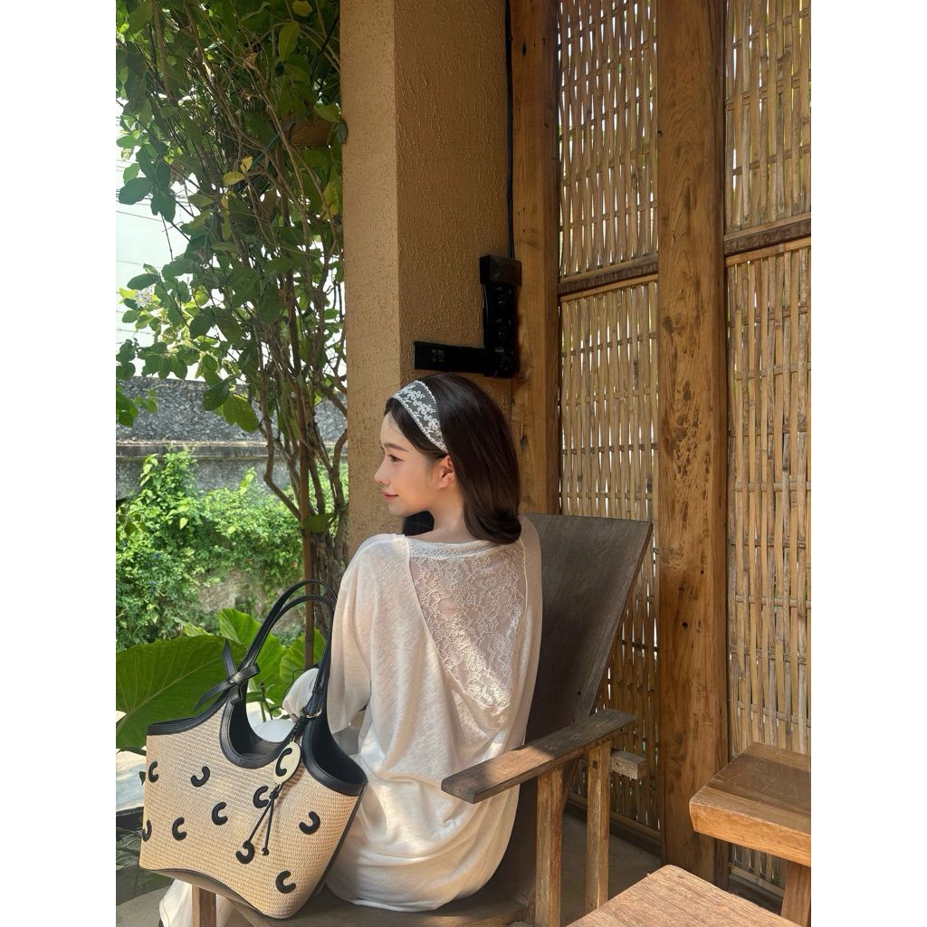 Airy Top — เสื้อแขนยาวซีทรู ดีเทลลูกไม้เปิดหลังน่ารักมากๆ ⭑｡ ° ราคา ถูกที่สุด ดีลบีเคเค แกลเลอรีภาพที่ 4