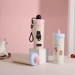 แก้วเก็บความเย็น ความร้อน ลายน่ารัก ความจุ 600ml มีฝาปิดหลอด พร้อมสายห้อยคล้องมือจับถนัดมือ