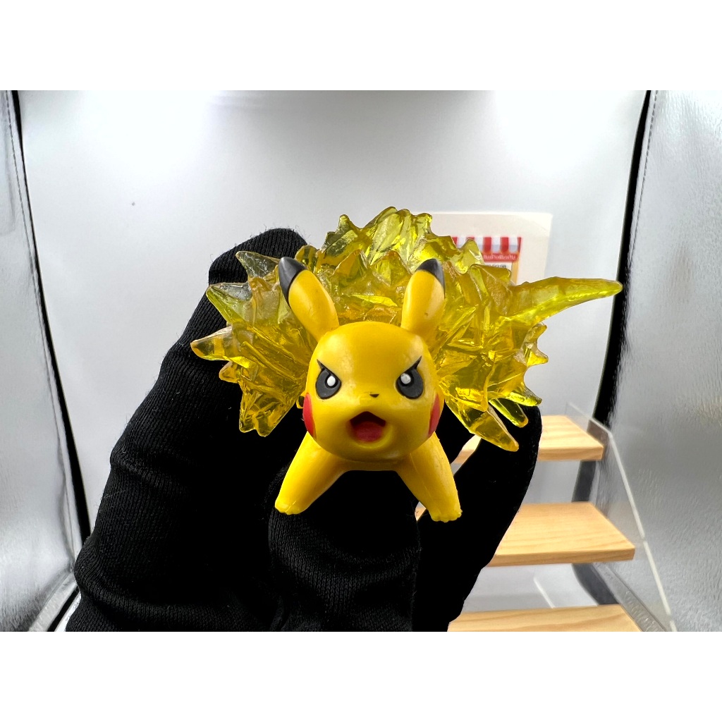 Pokemon Rement DesQ Figure : Pikachu (Battle Pose)