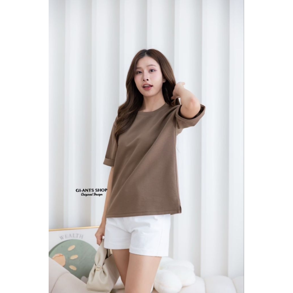 เสื้อยืดคอกลมแขนเบิ้ล ทรง Oversized ที่ต้องมีติดตู้! ✨