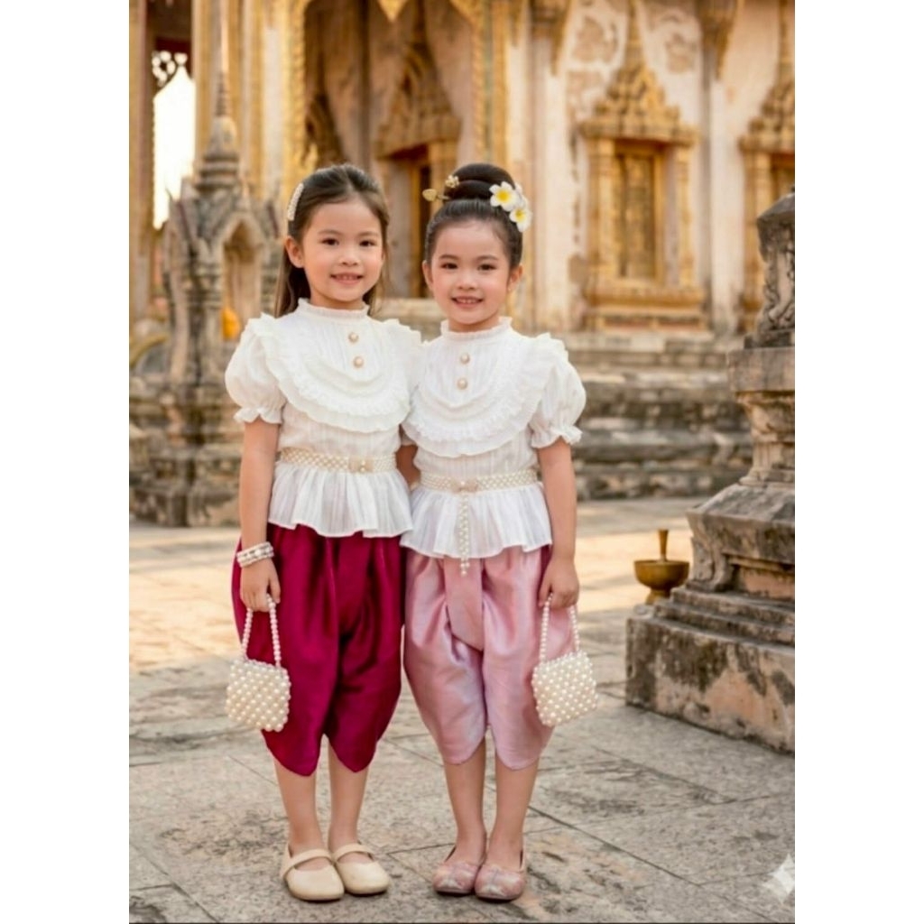 ชุดไทยเด็กหญิงน่ารัก(ไม่รวมเครื่องประดับ)ชุดไทยประยุกต์สำหรับน้องๆ ใส่แล้วดูเรียบร้อยเหมาะทั้งงานบุญงานโรงเรียน(รหัสKK)
