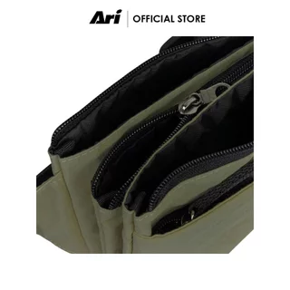 ARI ESSENTIAL URBAN CROSSBODY BAG - กระเป๋าคาดหน้าอก อาริ ESSENTIAL CROSSBODY
