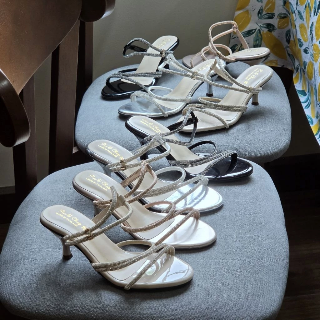 OHODOODEE รองเท้าส้นสูงรุ่น รุ่น: Crystal Glam Strappy Heels วับวาว M02