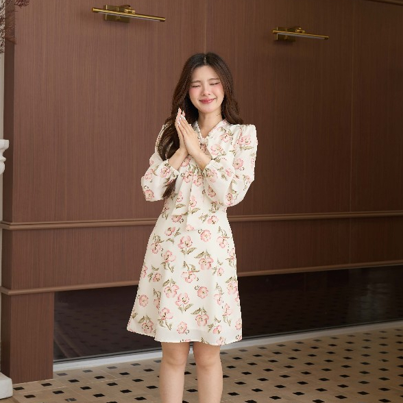 Bow Dress (White) เดรสคอโบว์ เดรสแขนยาว