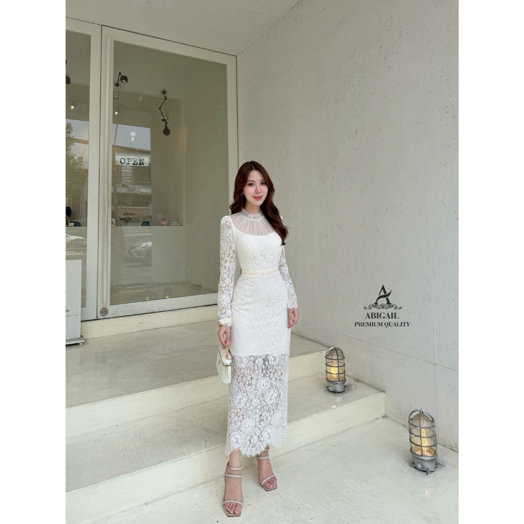 "เช็คสินค้าก่อนสั่งซื้อ สั่งแล้วห้ามยกเลิกน๊าค๊า"ABIGAILดเดรสลูกไม้สีขาวแขนยาว ช่วงคอแต่งซีทรูระบายฟรุ้งฟริ้ง