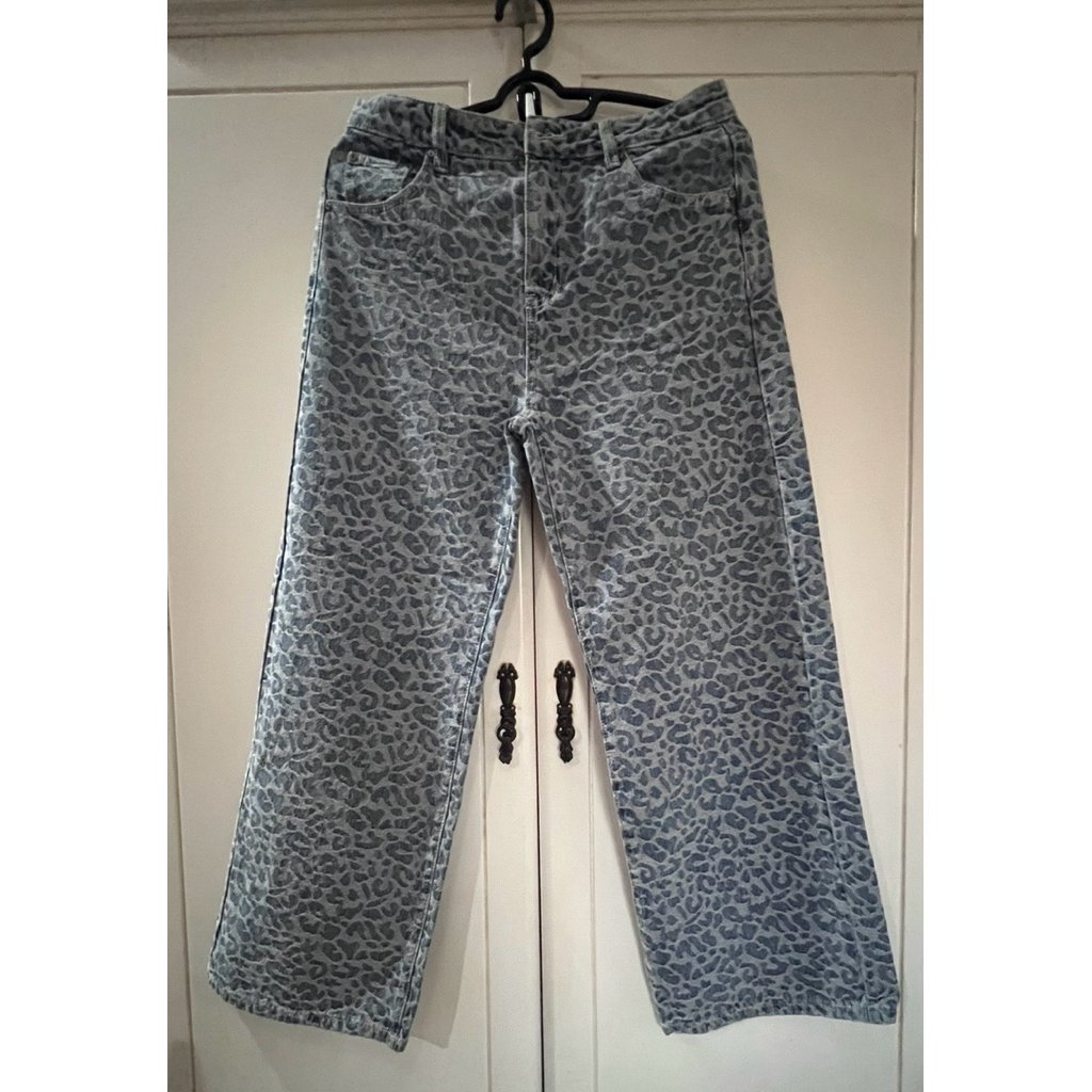 Rally Movement รุ่น Rally Beggy Jeans สี snow leoprad Size L