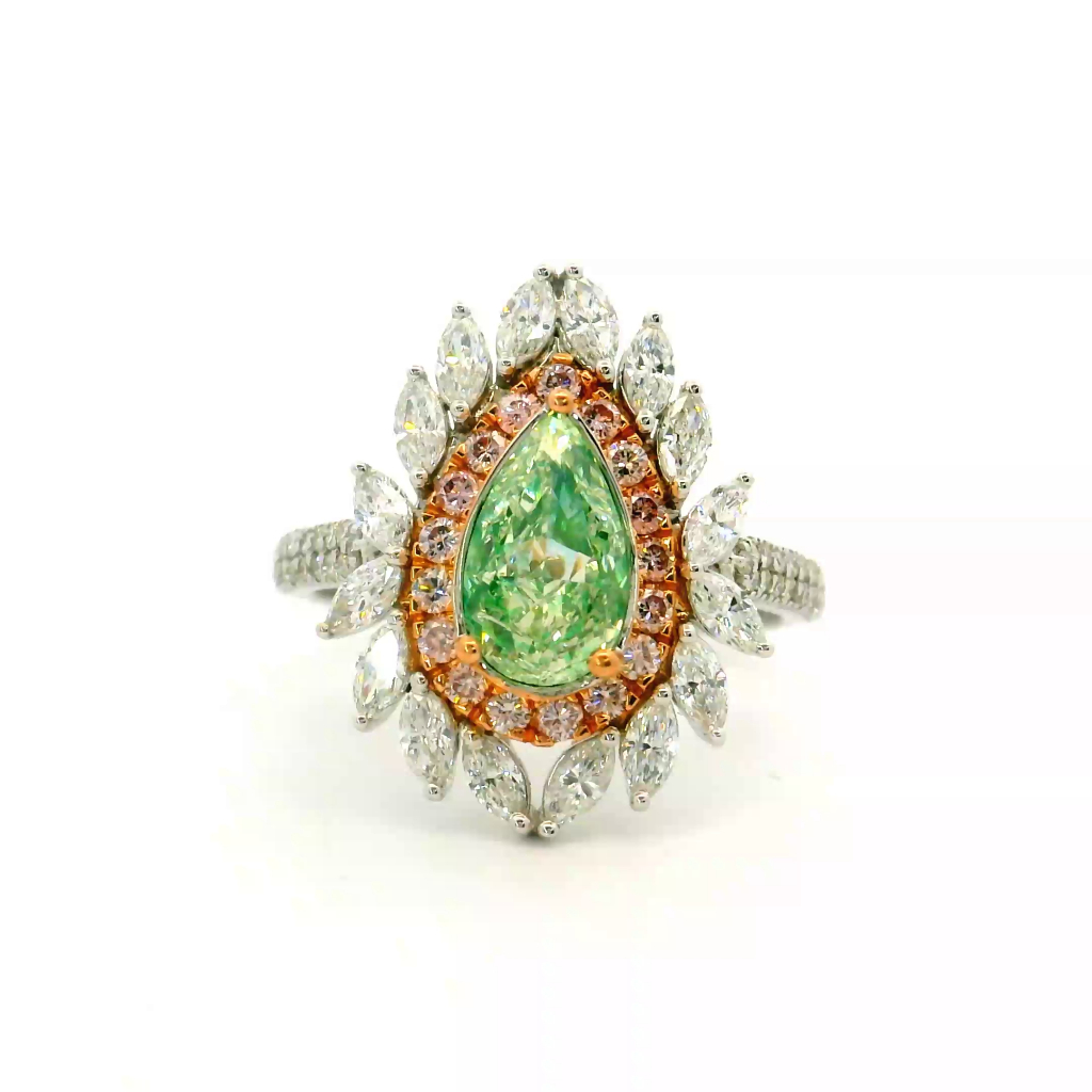 1.19 Carat Light Green Yellow VS1 Clarity Diamond Ring