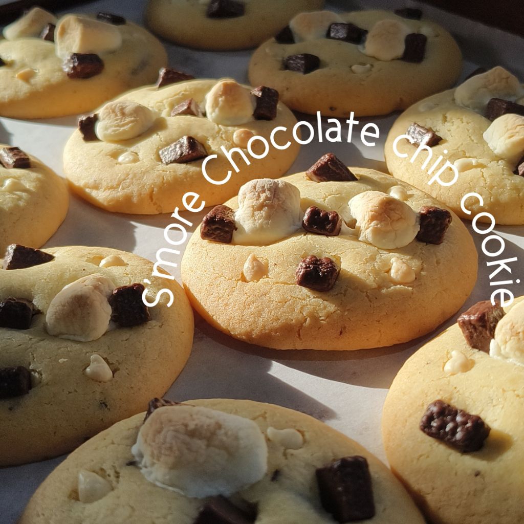 Signature s'more chocolate chips cookies