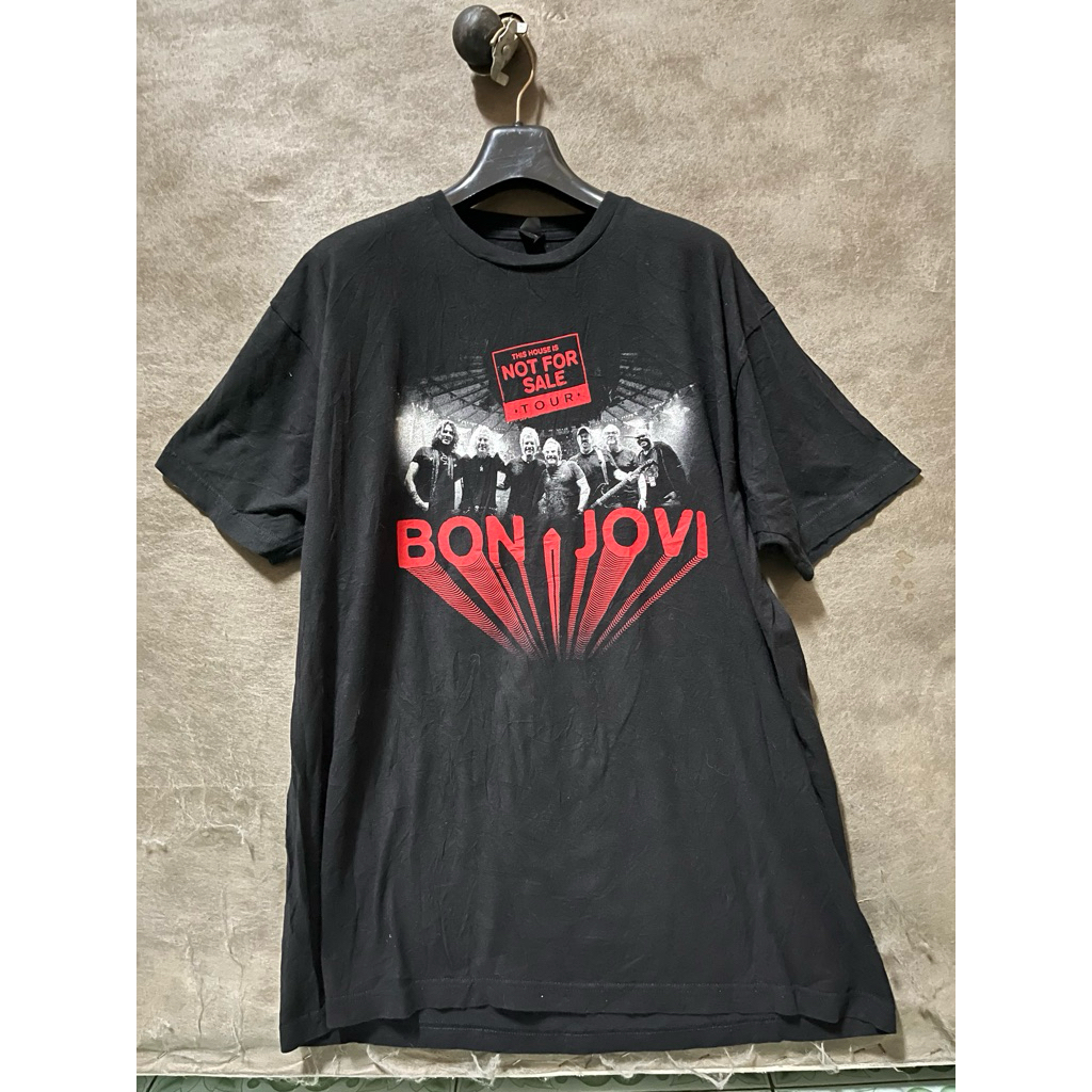 เสื้อวง BON jovi สีดำ ลายหน้าหลัง แท้ มือ2