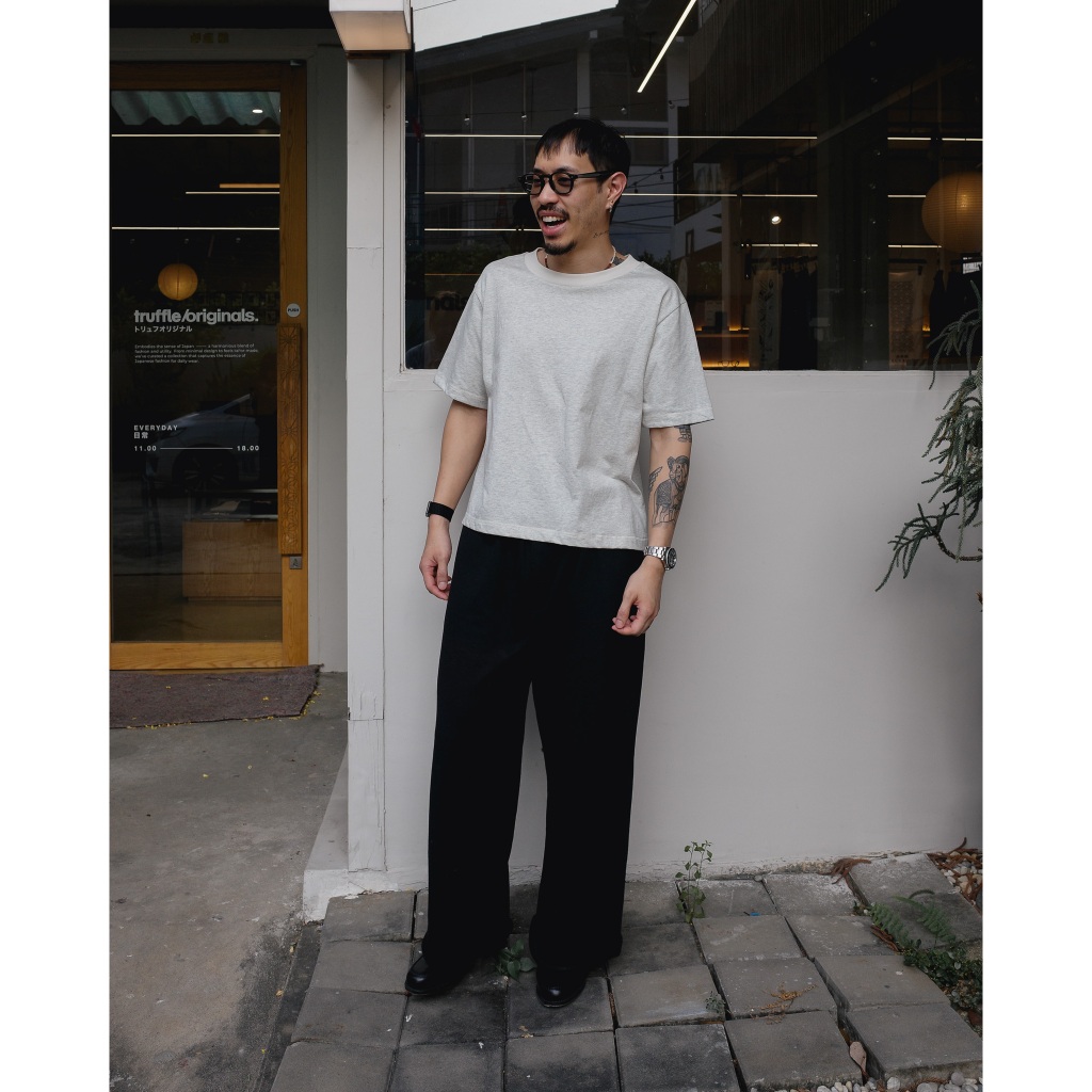 ASANOHA HADA TEE - เสื้อยืดทรงครอป สัมผัสนุ่มและระบายอากาศได้ดี
