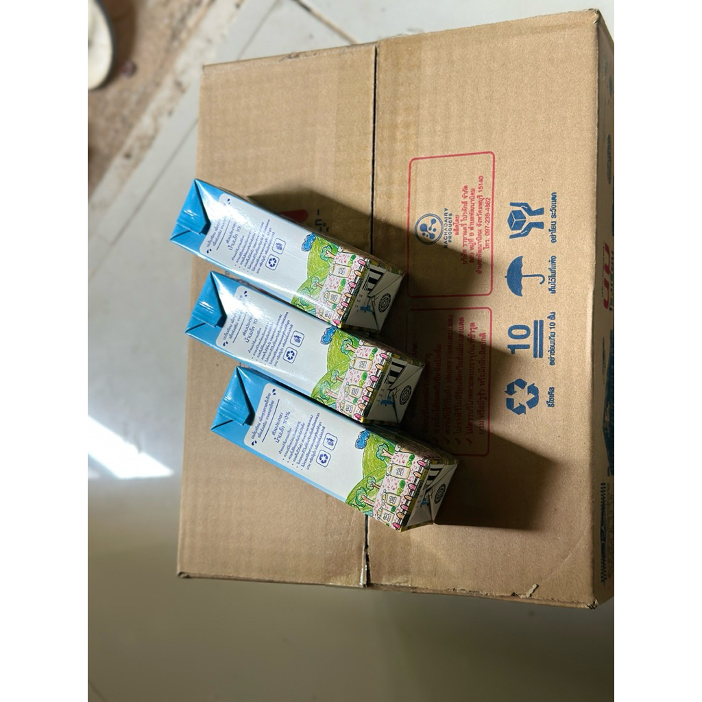 นมโคแท้UHTยกลัง36กล่องขนาด200มล. exp:10/69