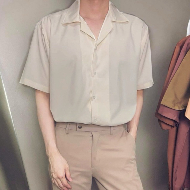 เสื้อเชิ้ตแขนสั้นสีครีม UNISEX ทรงOversize ใส่สบายผ้าไม่ร้อน ไซส์ M-6XL"