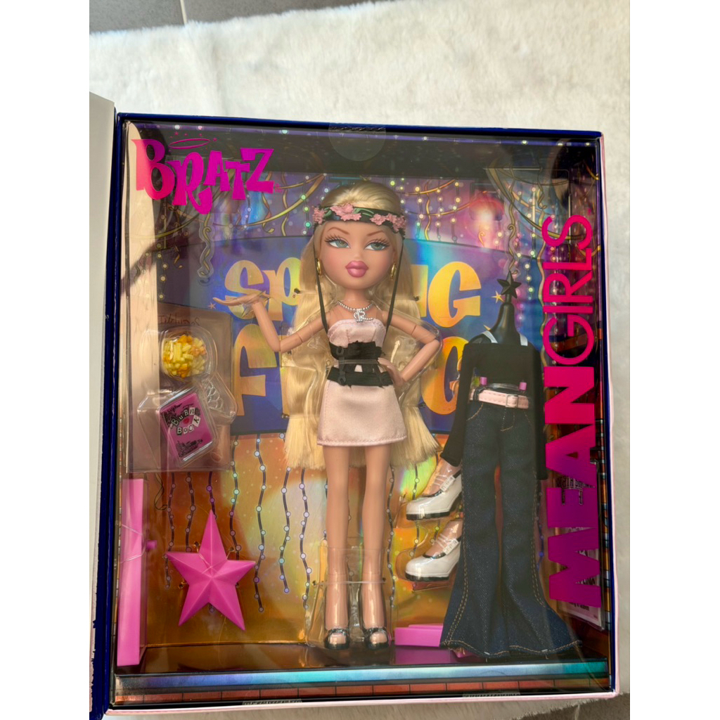 Bratz Mean girls Spring fling (Regina) *NRFB*