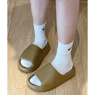 [ของแท้100%]originals adidas Yeezy Slide รองเท้าแตะ รองเท้าแตะผู้ชายใส่สบาย ลำลองและสบายสำหรับ
