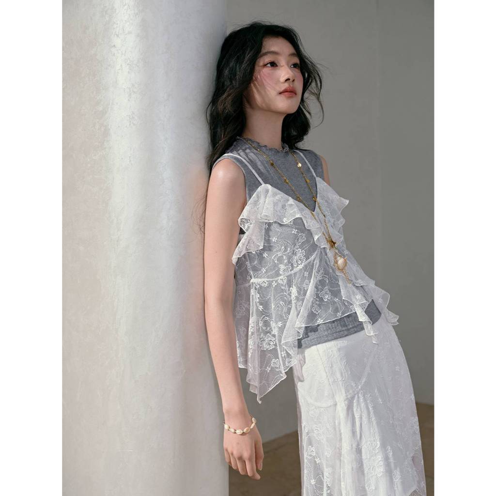 [Preorder] KUOSE : Asymmetric Lace Cami and Mock Neck Knit Set