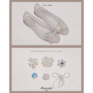 𝐌𝐈𝐍𝐈𝐌𝐀𝐋𝐈𝐒𝐓 รองเท้า Jelly shoes พร้อมตัวประดับรองเท้า 6 ชิ้น pvc เนื้อนิ่มไม่บาดเท้า