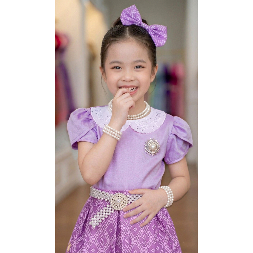 ชุดไทยเด็กหญิง ปกฉลุ2ชิ้นเสื้อปกลุกไม้ฉลุ รูปที่ 4