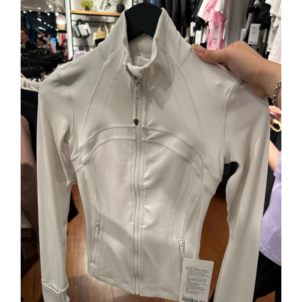 🎀 พร้อมส่ง / ของแท้ 🎀 — Lululemon Define Jacket Nulu สี Bone