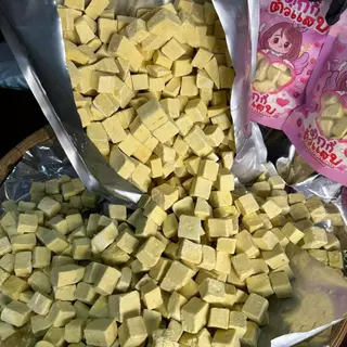(ลดแรง)1แถม2ถุง ทุเรียนคิ้ว ทุเรียนฟรีซดราย ทุเรียนหมอนทอง หอมหถุหวานกรอบฟูละลายในปาก ถุงละ35กรัม ตุ๊กกี้ตัวแสบ