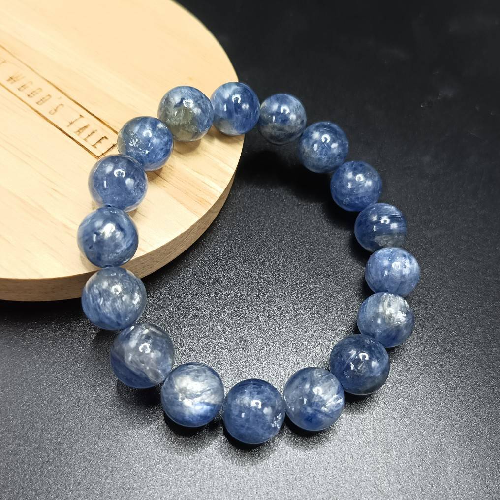 กำไลข้อมือหินไคยาไนต์(Kyanite)''หินปลดหนี้''