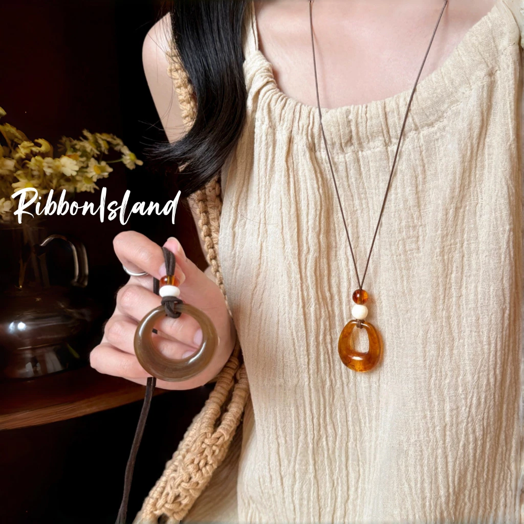 สร้อยคอ necklace จี้ ลายฉลุเรขาคณิต ins สไตล์วินเทจ สีน้ำตาล สไตล์เกาหลี สีอำพัน จากเพรชอะคริลิค สไตล์ย้อนยุคชาติพันธุ์