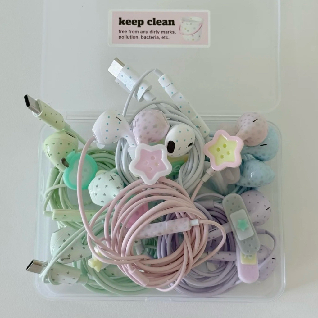 ꒰ pre-order ꒱ Oah dot earphones 🍧🎧 หูฟังแบบมีสาย Y3K ลายดาว ลายจุด ของแท้