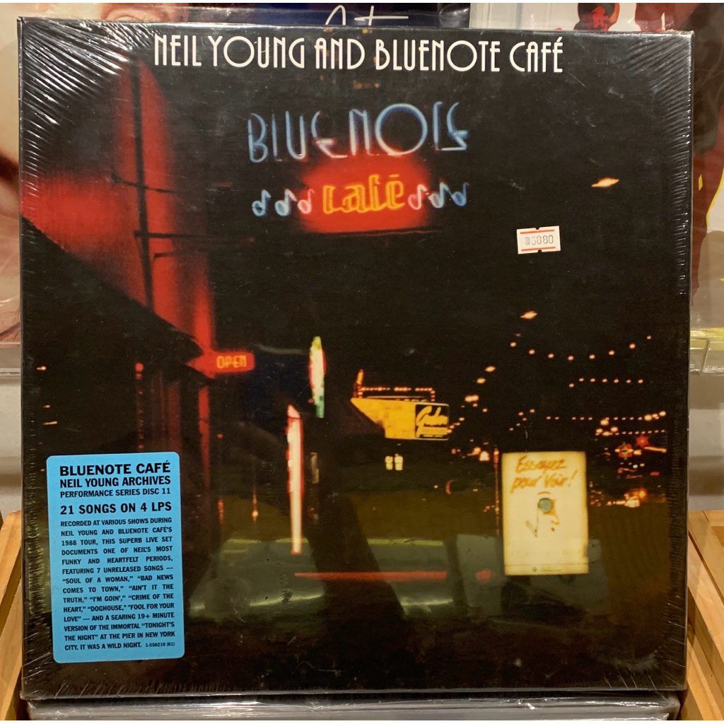 NEIL YOUNG AND BLUENOTE CAFE 4lps/ 33rpm