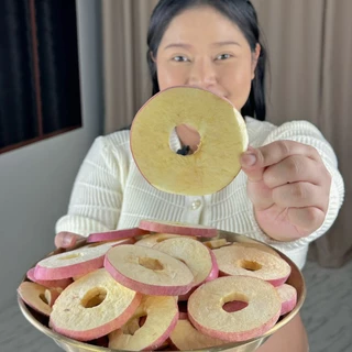 (มาใหม่) แอปเปิ้ลฟรีซดราย แอปเปิ้ลอบกรอบ แอปเปิ้ลไหหนานฟรีซดราย อย่าลืมแช่ฟรีซก่อนทาน พร้อมส่งจากไทย ร้านตุ๊กกี้ตัวแสบ