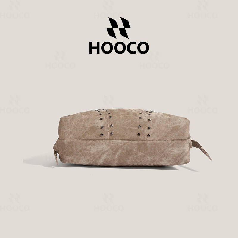 HOOCO حقيبة توت نسائية كبيرة بتصميم مسامير — صورة 5