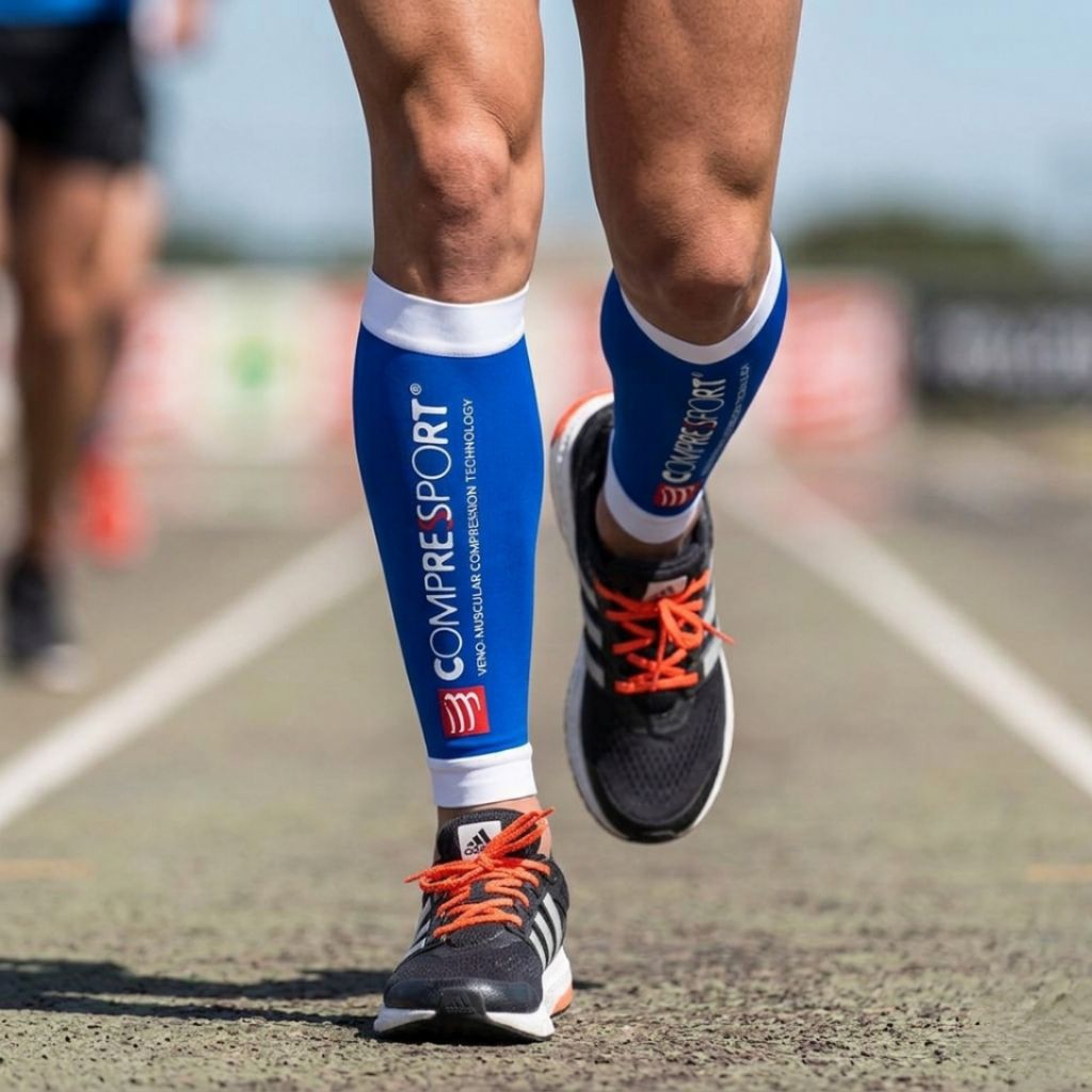 COMPRESSPORT ปลอกขารัดกล้ามเนื้อน่อง ลดการเมื่อยล้าและอาการบาดเจ็บจากการออกกำลังกาย ยืดหยุ่นสูง ใส่สบาย