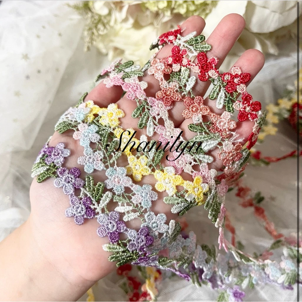 ลูกไม้ (อัลบั้ม 65/65) ดอกปักจริง ไล่สีสวยมาก ลูกไม้แต่งขอบ ราคาต่อหลา กุ๊นขอบ ผ้าตกแต่ง ราคาต่อหลา ตกแต่งเสื้อผ้า