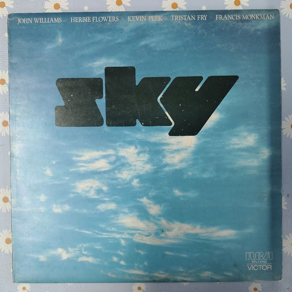 แผ่นเสียง Vinyl 12" 1LP สากล / 70' 80' 90' / Sky - Sky ปก vg++ แผ่น vg++
