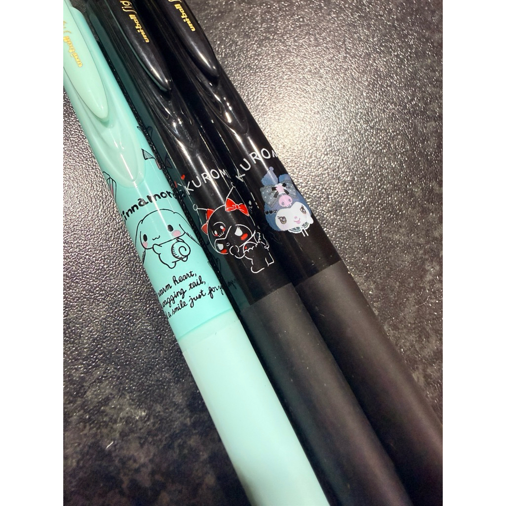 New Sanrio Uni ball Signo gel ink pens