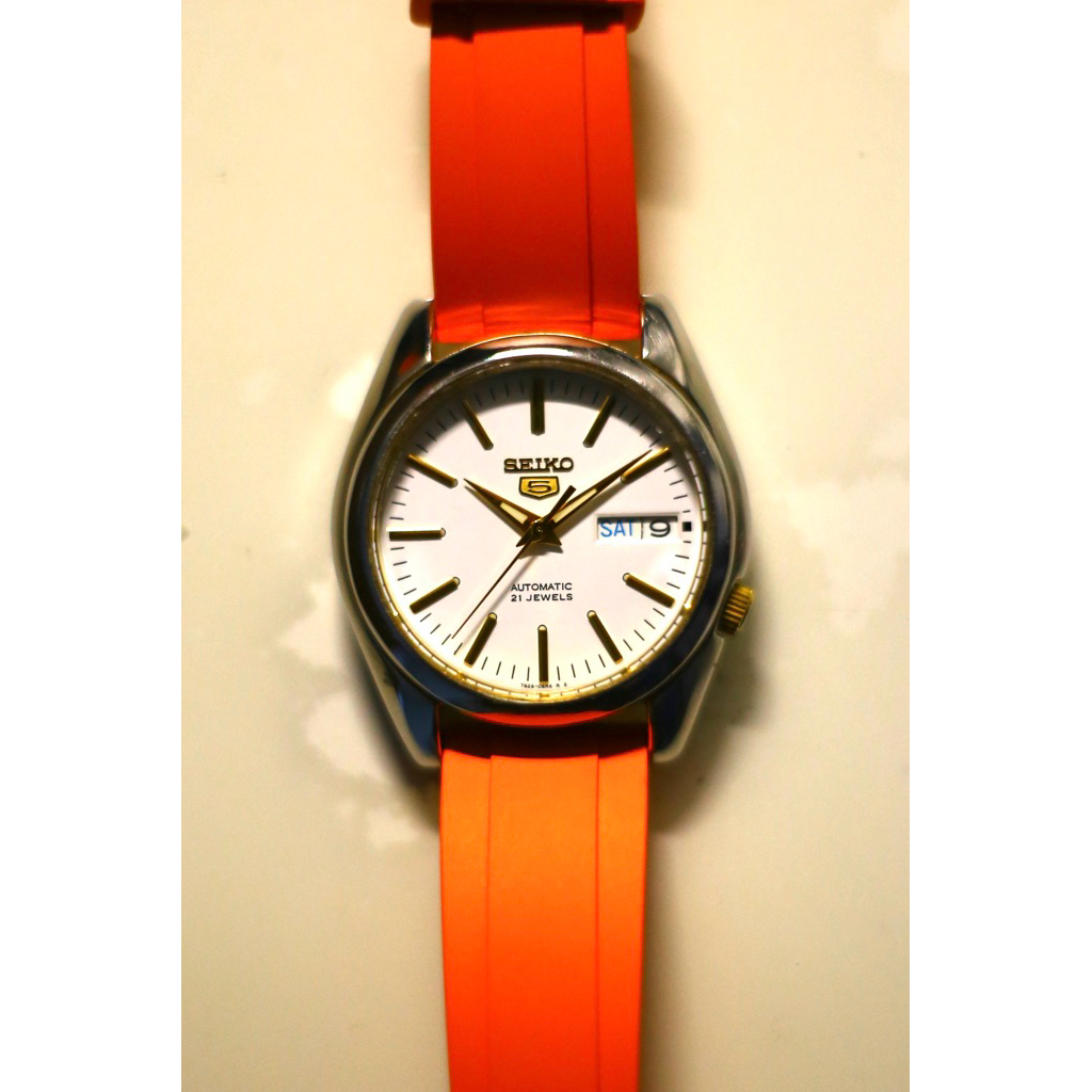Seiko 5 sports Gold hand(seiko Oysterdate)มือสอง(เครื่องSeiko 7s26)