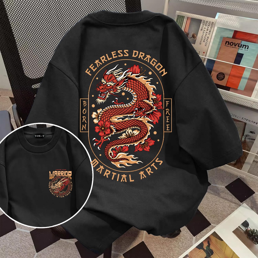 TEE·SHOP เสื้อยืด oversize เสื้อเท่ๆ เกาหลี "Dragon ARTS" เสื้อแฟชั่นใ เกาหลีสไตล์ พิมพ์ลาย ผ้านิ่มใส่สบาย COD