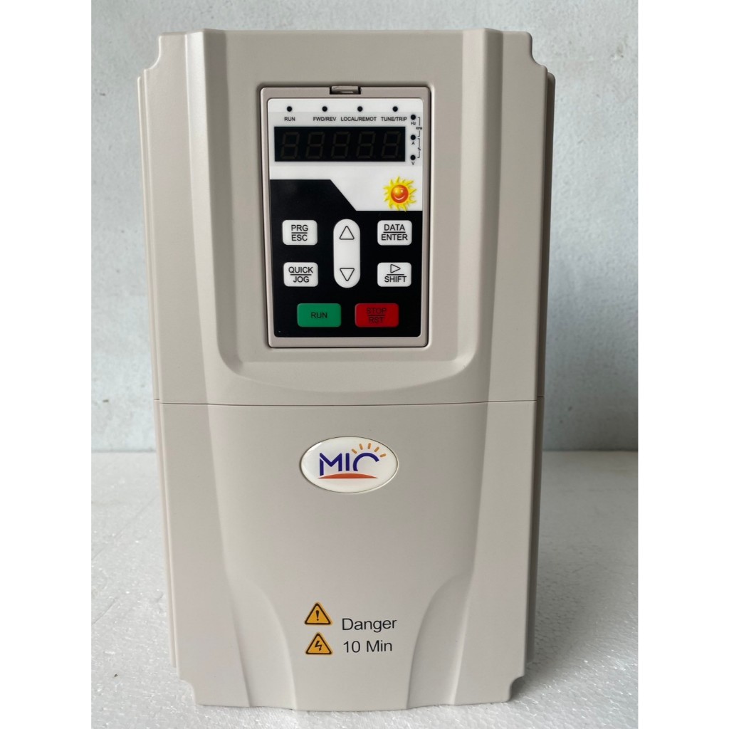 อินเวอร์เตอร์โซล่าปั๊ม 10HP SOLAR PUMP INVERTER ปั๊มน้ำโซล่าเซลล์ ติดตั้งง่าย ใช้งานได้กับแผงโซล่าเซ