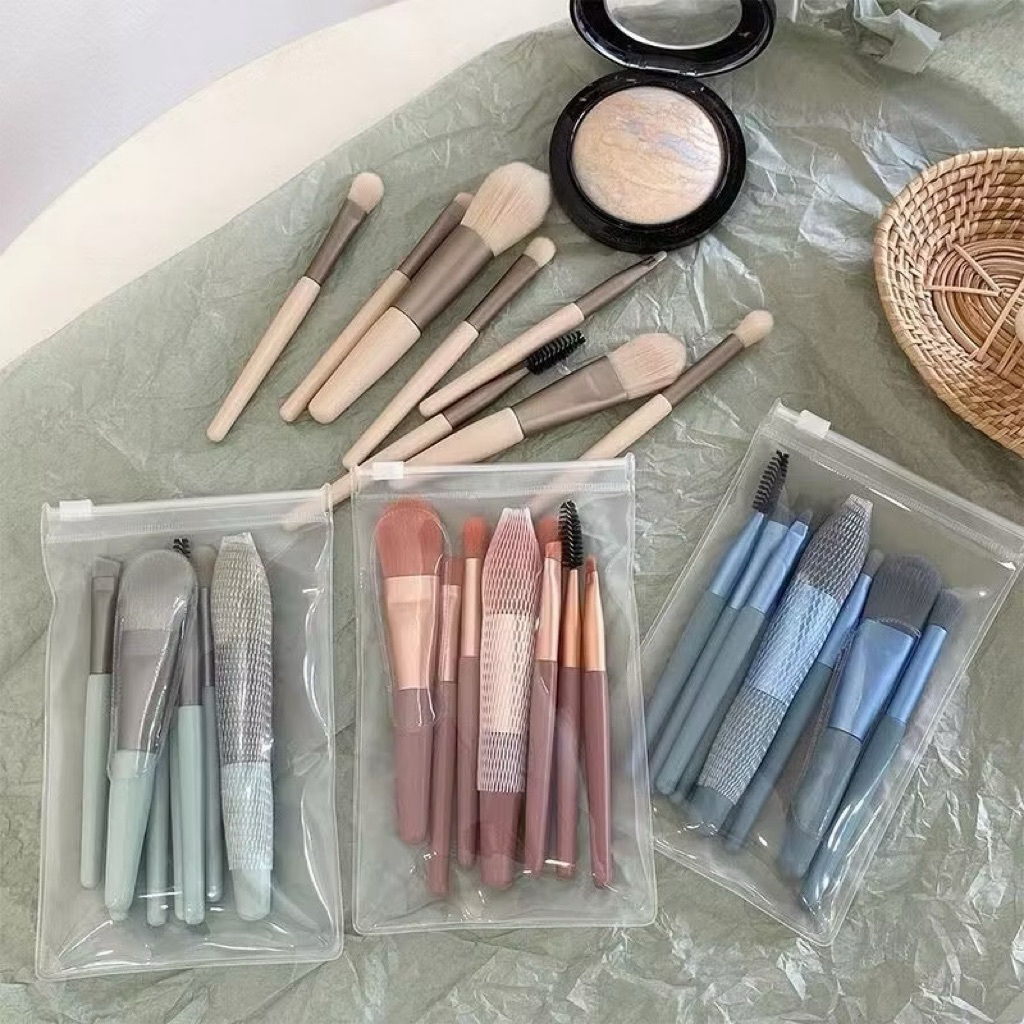 แปรงแต่งหน้า 8 ชิ้น ขนนุ่มพิเศษ สำหรับแต่งหน้าทุกสไตล์ สีครีม