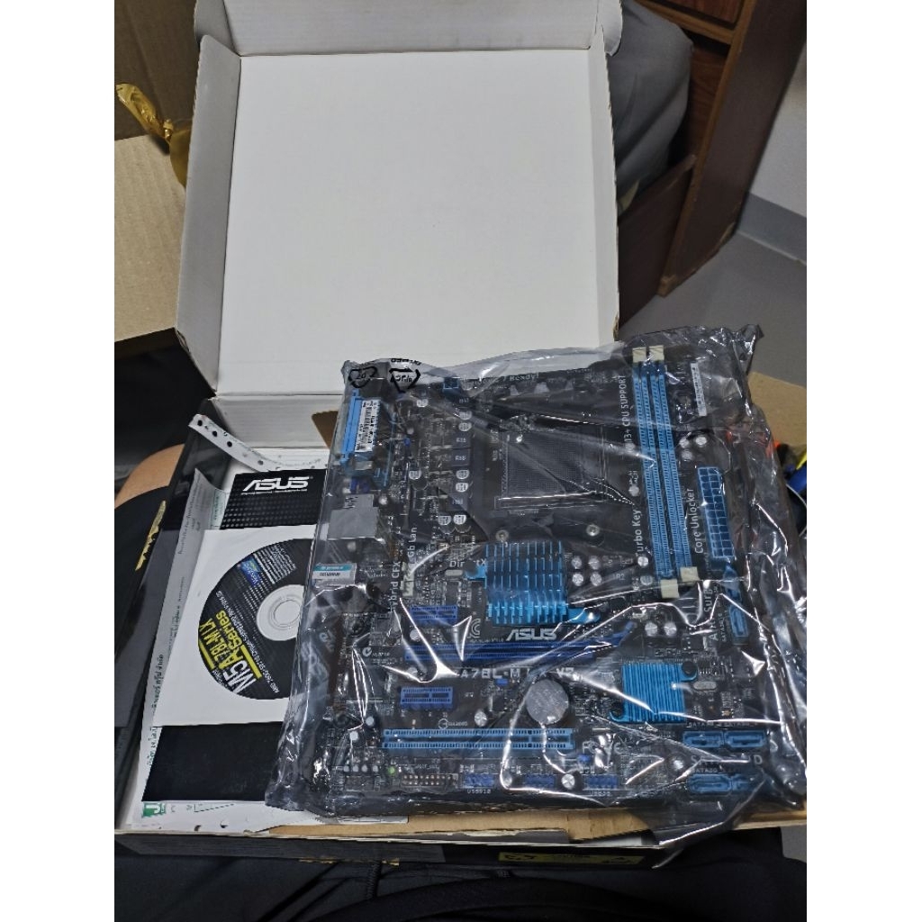 ASUS M5A78L-M LX V2 Socket AM3+