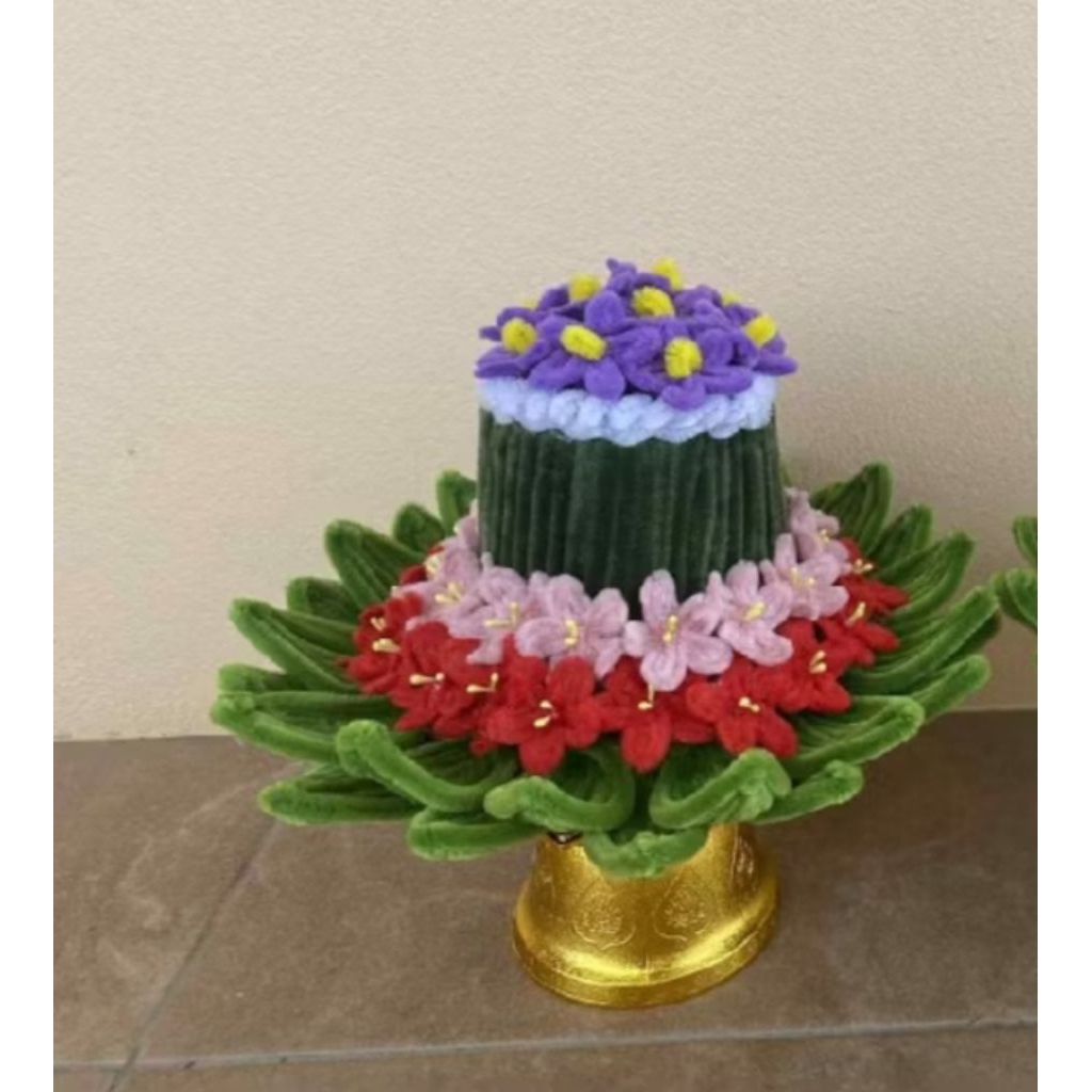 พานไหว้ครูสำหรับเด็กผู้หญิงพร้อมส่ง