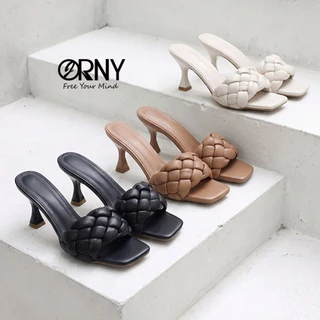 พร้อมส่ง 👠C35 รองเท้าส้นสูง แบบสาน หนังหนิ่ม
