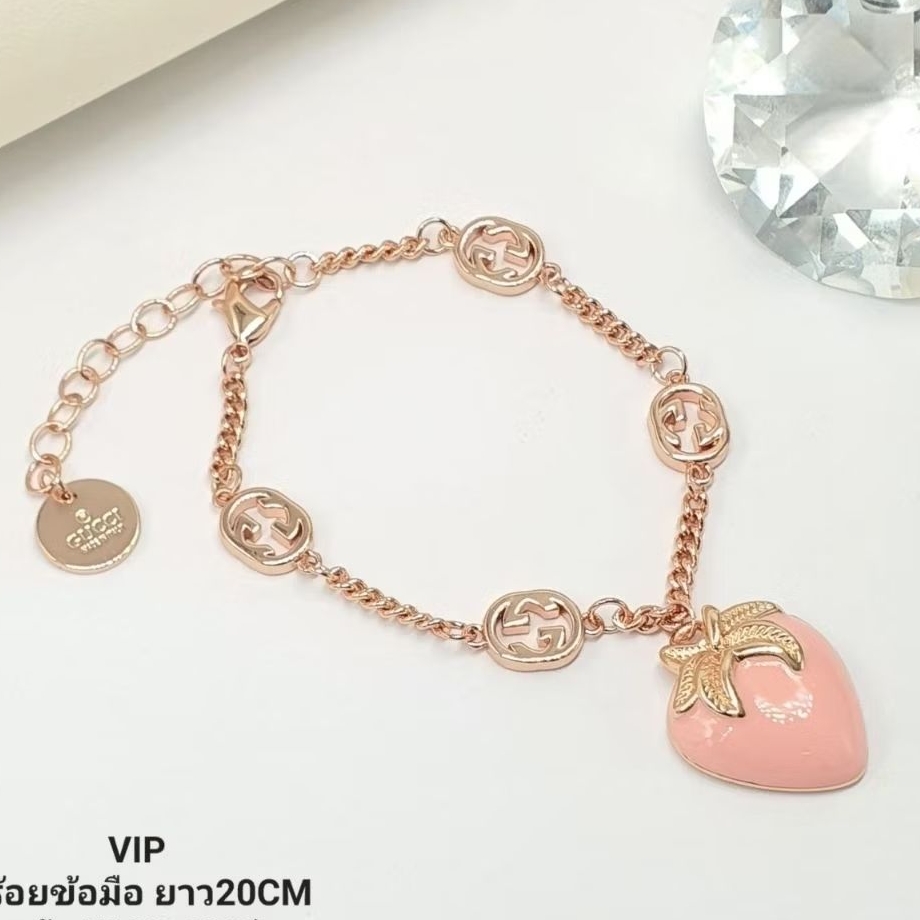 K228 VIP สร้อยข้อมือสตอเบอรี่สีชมพู
