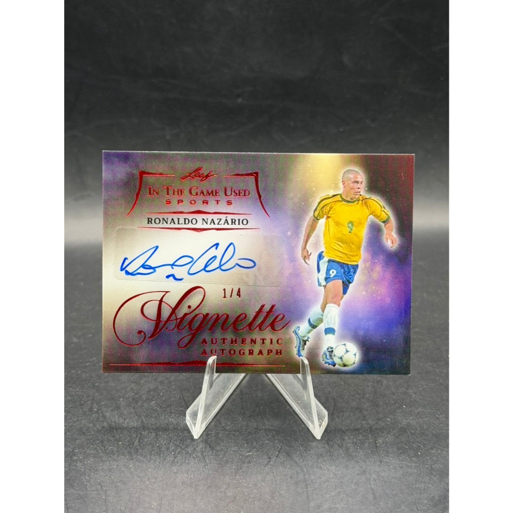 การ์ดฟุตบอลลายเซ็น Ronaldo Nazario 2025 Leaf In The Game Used Sports Vignette 1/4 (#V-RN1)