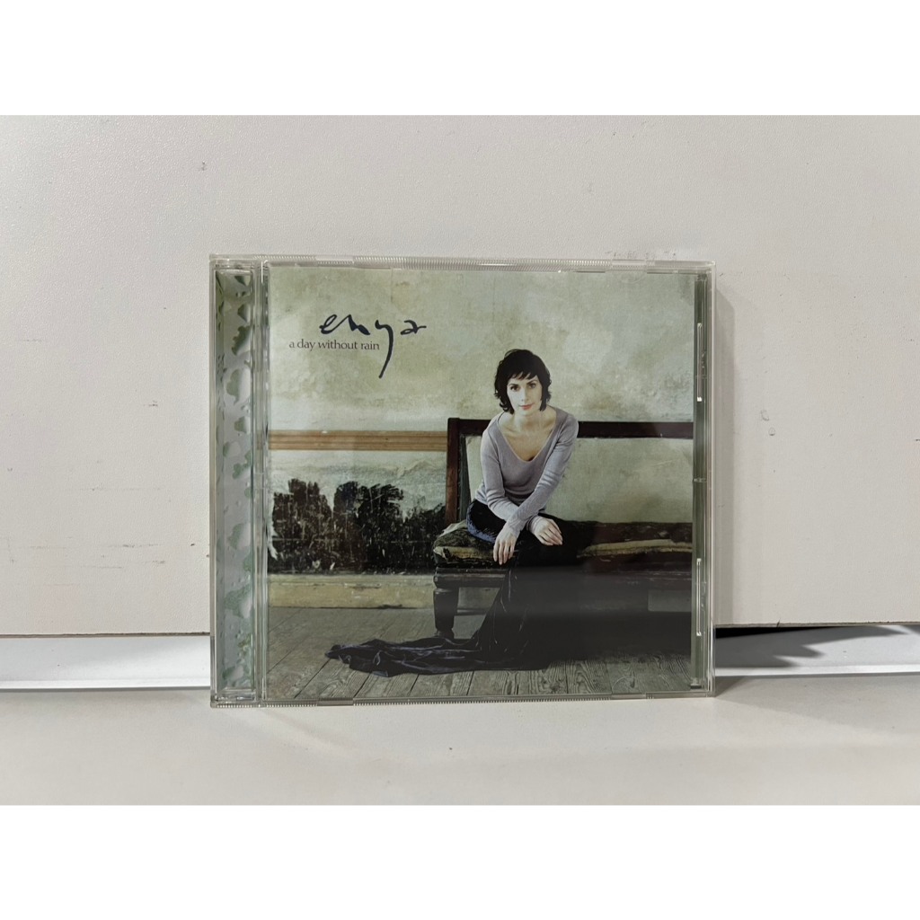 1 CD MUSIC ซีดีเพลงสากล enya a day without rain  (C16B86)