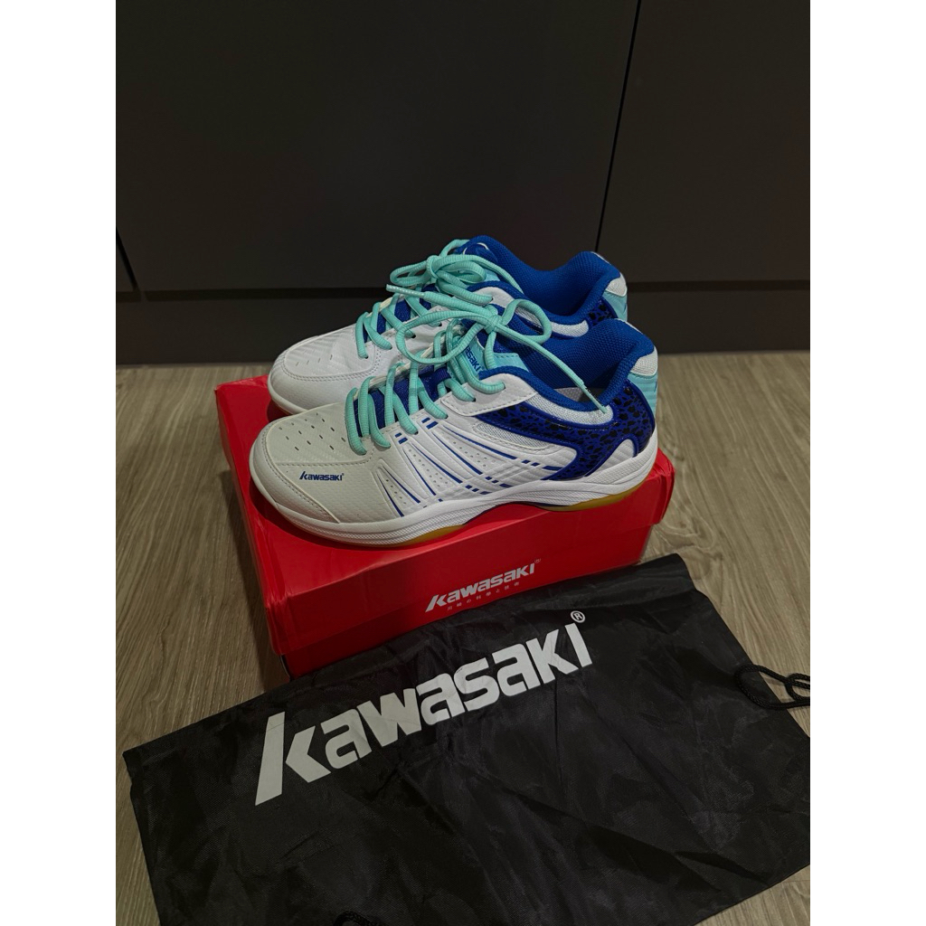 รองเท้าแบดมินตันKawasaki K-065D มือ 2(ไซส์38 23.5-24cm)