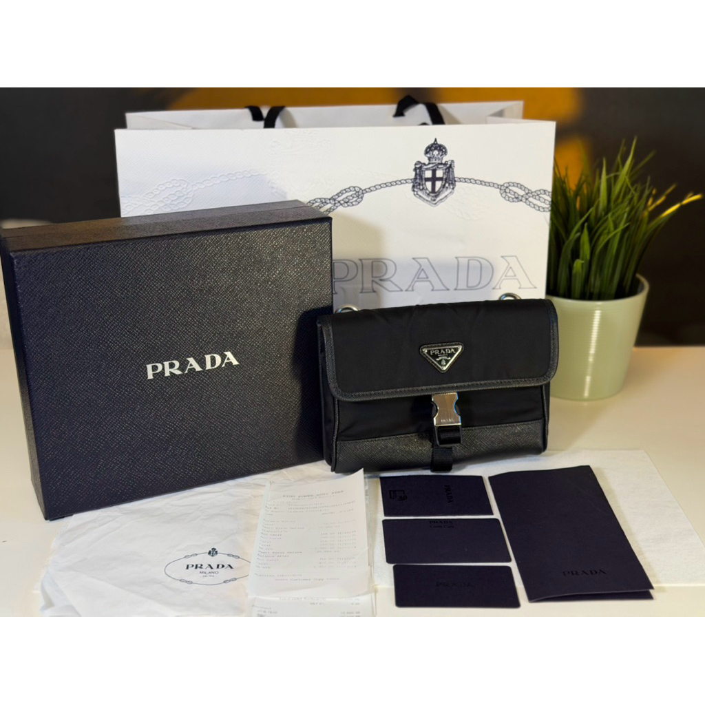 Prada Re-Nylon (มือสอง)