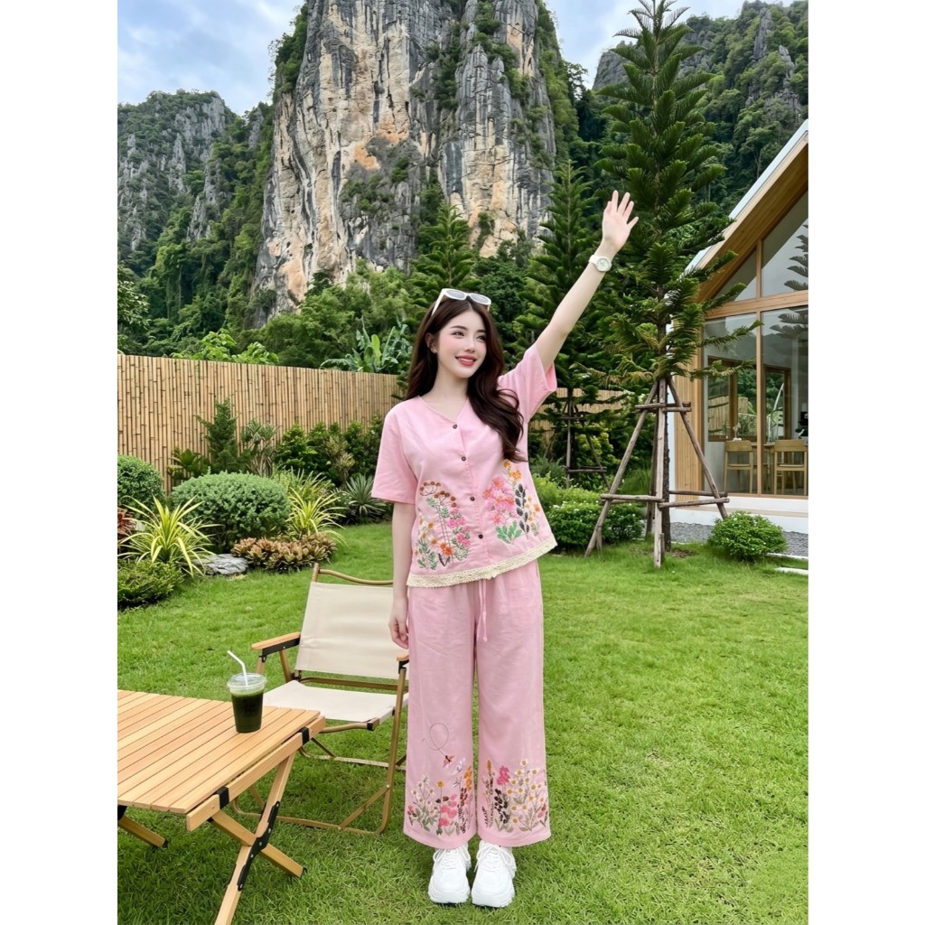 A1541 ชุดเซตเสื้อ+ กางเกงขายาว ปักดอกไม้ สีชมพู