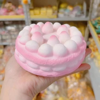 ของเล่นรูปเค้กที่เหมือนจริง นุ่มฟู นิ่ม และคืนตัวช้า เนื้อสัมผัสชุ่มชื้นและนุ่ม (บีบเล่นได้)