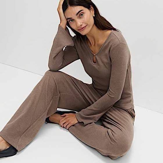 M&S กางเกงตัวนี้คือที่สุดแล้วใส่แล้วหุ่นดูเพรียว ขายาวขึ้นแบบงงมากกก ทรงสวย ผ้าดี ใส่สบาย