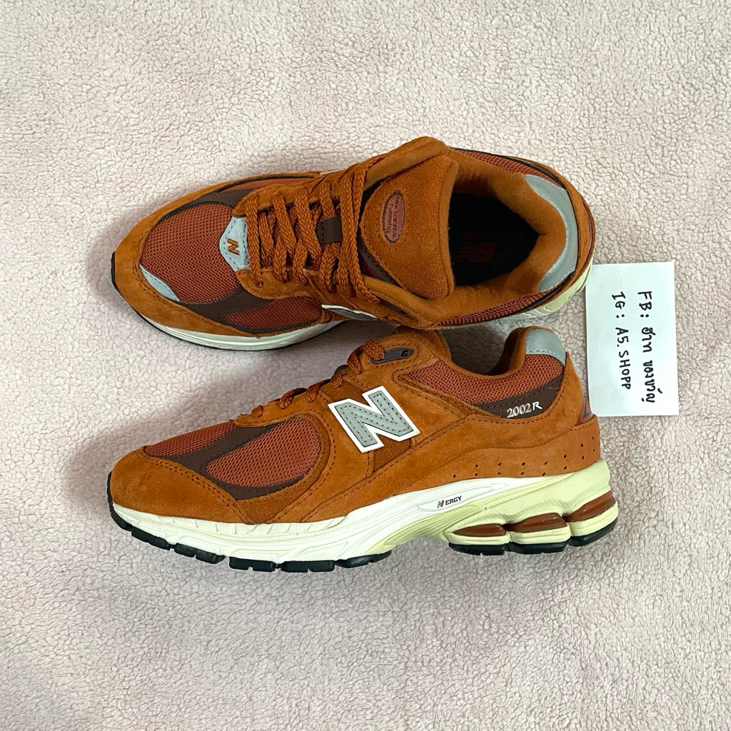 New Balance 2002r ของแท้ สภาพใหม่ (38/23.5 cm) ✅ New balance 2002r มือสอง
