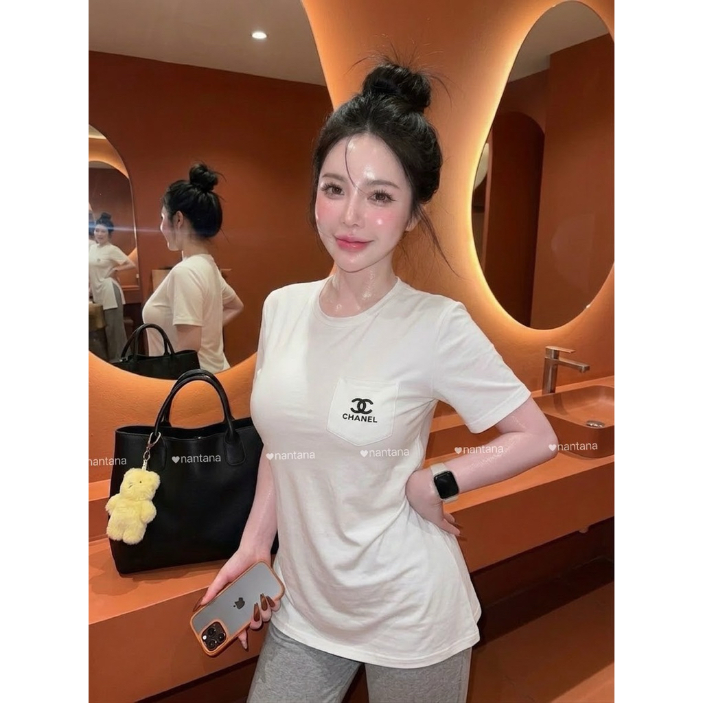 Phapassz - Setเสื้อยืดตัวยาว แต่งกระเป๋าชาแนล พร้อมกางเกงขาม้าเล็ก อยากเรียบหรู ดูแพง #Nantana